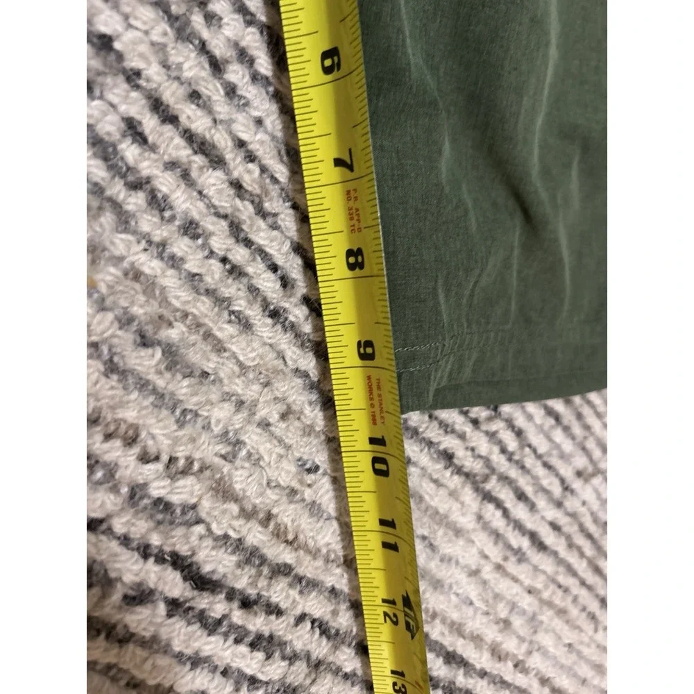 Club Ride Cycling Shorts Mens XL Green Stretch Zip Pocket Bike Trail